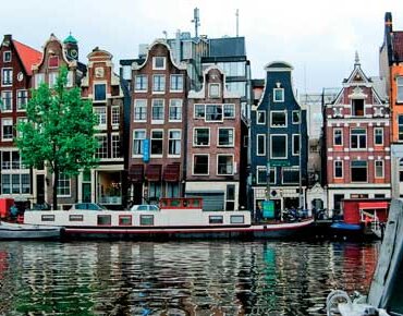 Amsterdam'da Nerede Kalınır?Amsterdam Gezi Rehberi