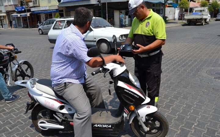 Elektrikli Bisiklete Elektrikli Motosiklete Ehliyet Ruhsat Plaka Gerekir mi?
