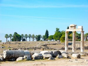 hierapolis-antik-kenti-Pamukkale Travertenleri-denizli